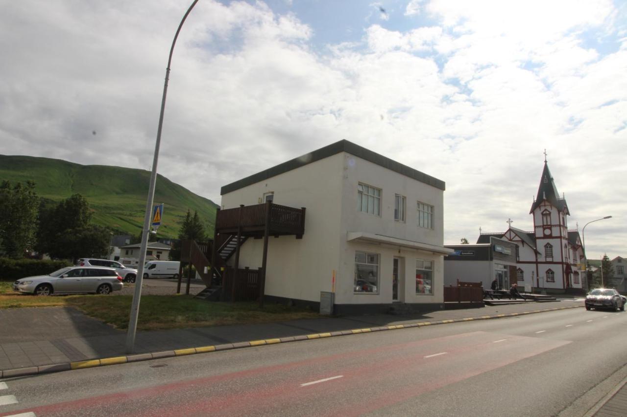 Husavik Apartments Ngoại thất bức ảnh